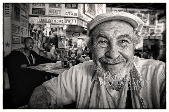 Dean at Hodad’s Burger Joint-Ocean Beach CA